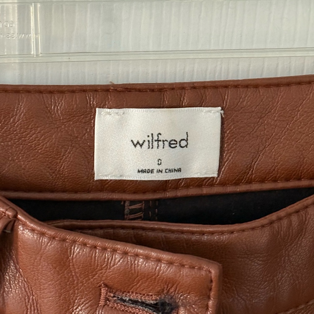 Aritzia Wilfred Melina Pants - Picture 2 of 6